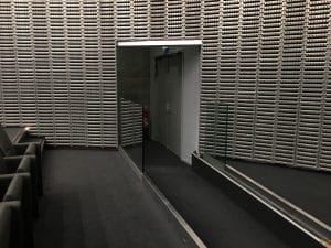 Porte technique métallique installée par ABEL dans l’Arche de La Défense